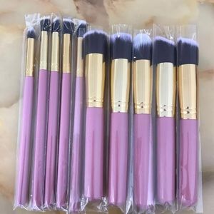 A Set Makeup Brush